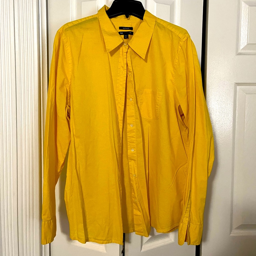 Gap boyfriend fit button down Oxford shirt